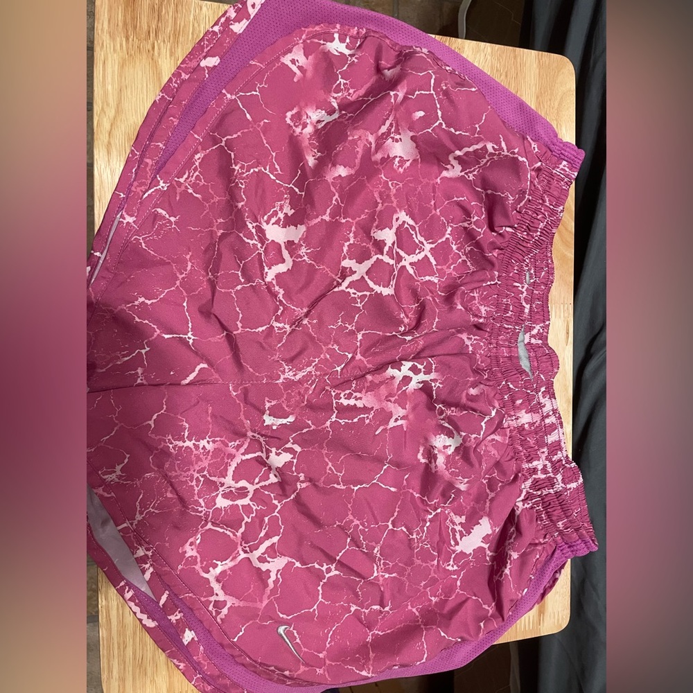 Womens NIKE shorts size L